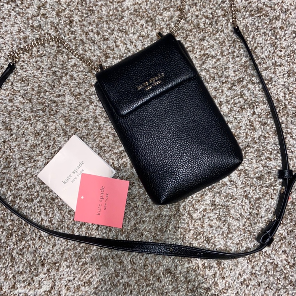 Perfect KATE SPADE ♠️ cellphone/ wallet crossbody bag